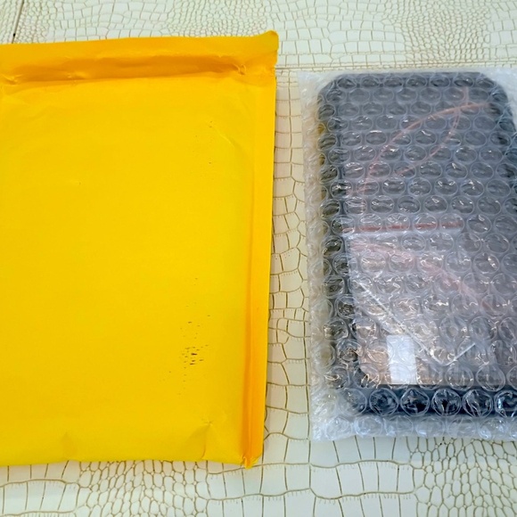 NEW BLACK SUPER HI-QUALITY EXTREME LIMITED EDITION I PHONE 16 PRO MAX COVER - Picture 16 of 16